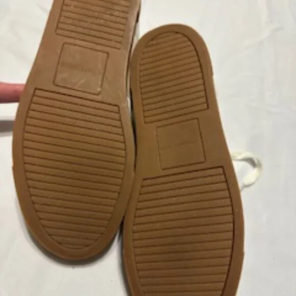 Women's Bailey lace up sneaker size 8.5 - Picture 5 of 7